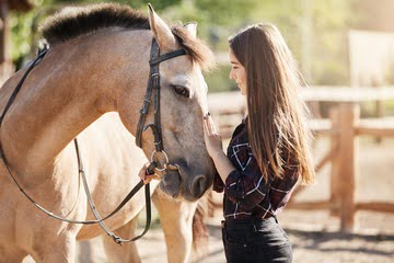 Horse Riding I Registration I Kings Equestrian